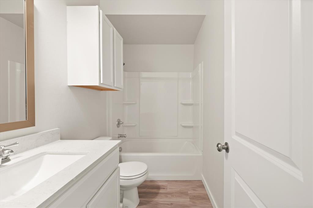 5201 Grassland Drive