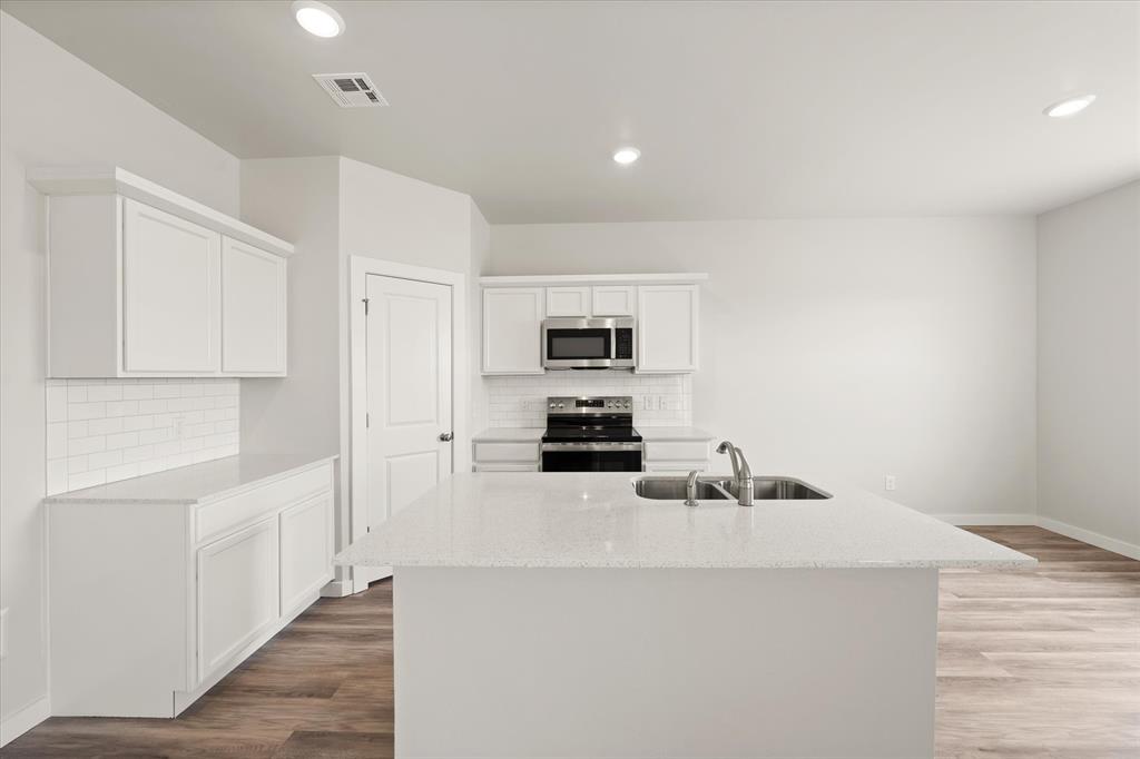 5201 Grassland Drive