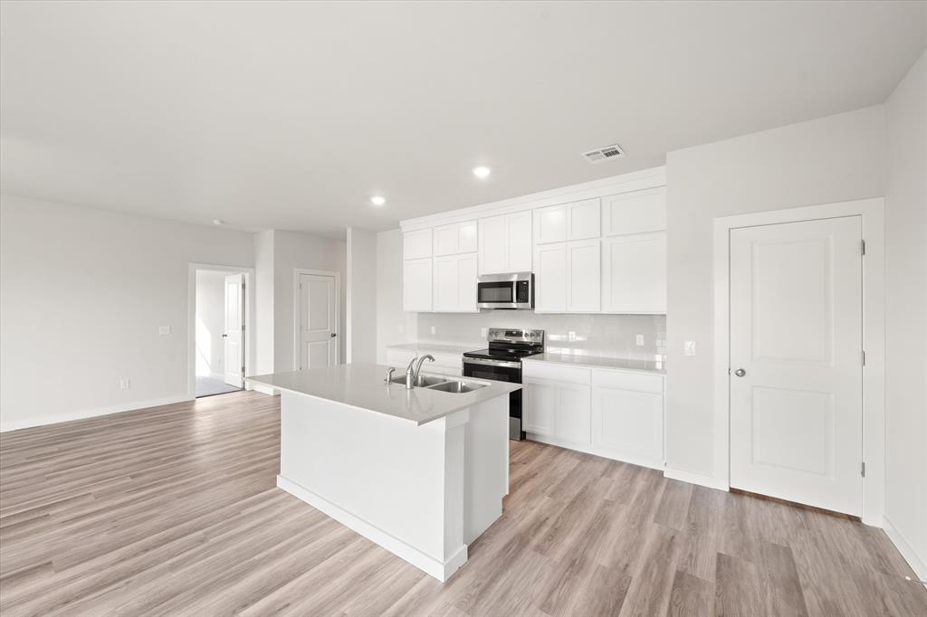 5385 Littlefoot Lane