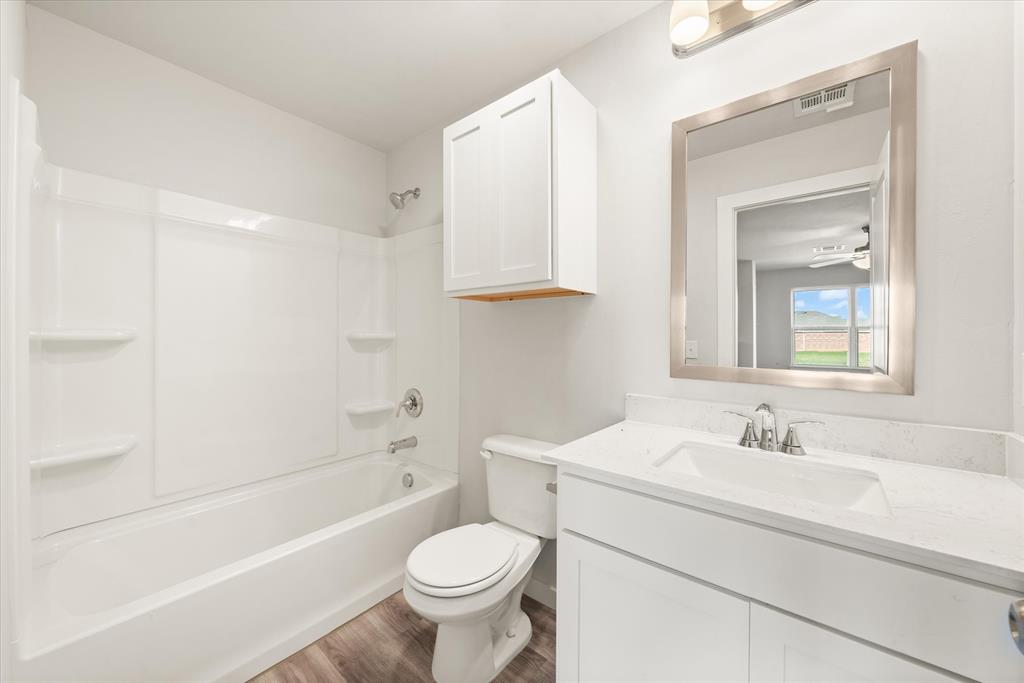 5385 Littlefoot Lane