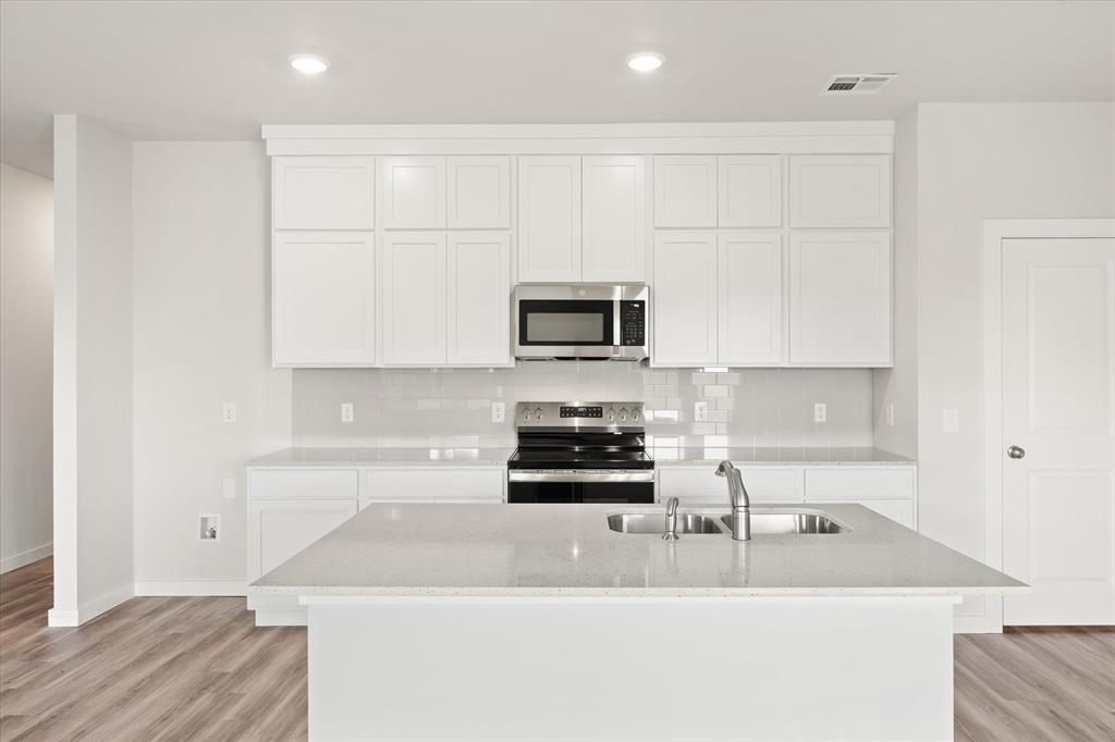 5385 Littlefoot Lane