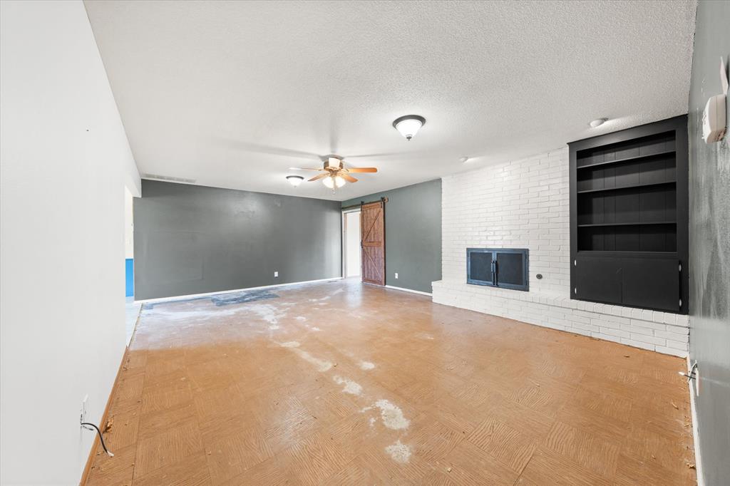 400 Longview SW Drive