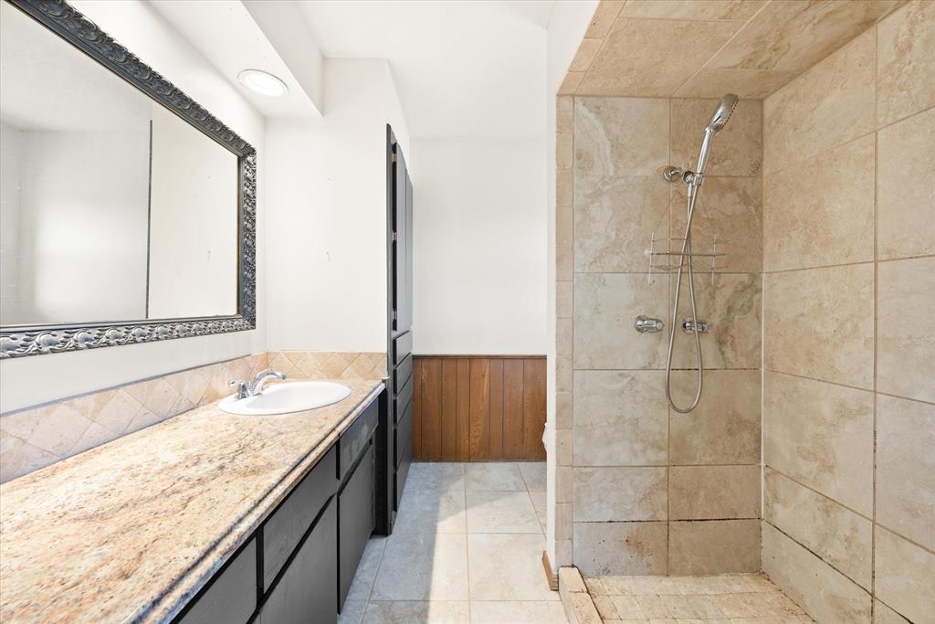 400 Longview SW Drive