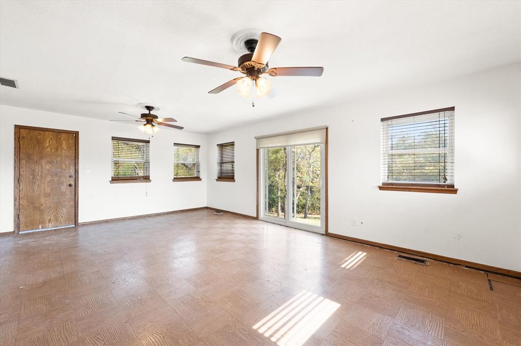 400 Longview SW Drive