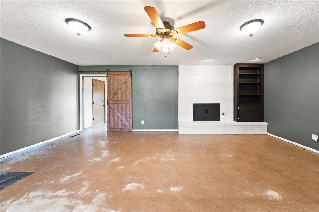 400 Longview SW Drive