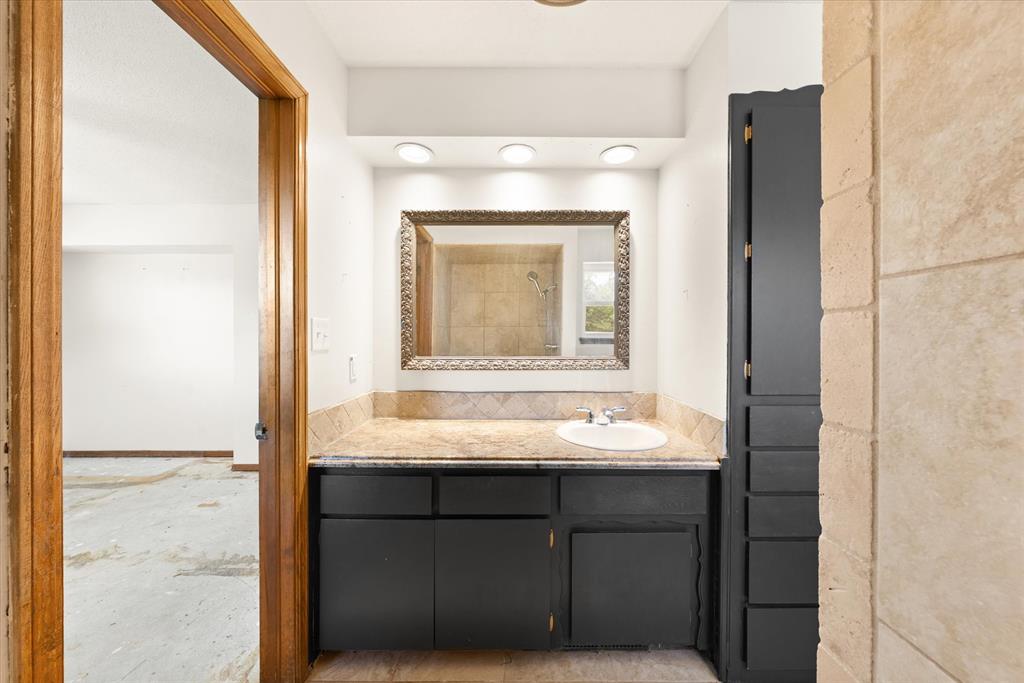 400 Longview SW Drive