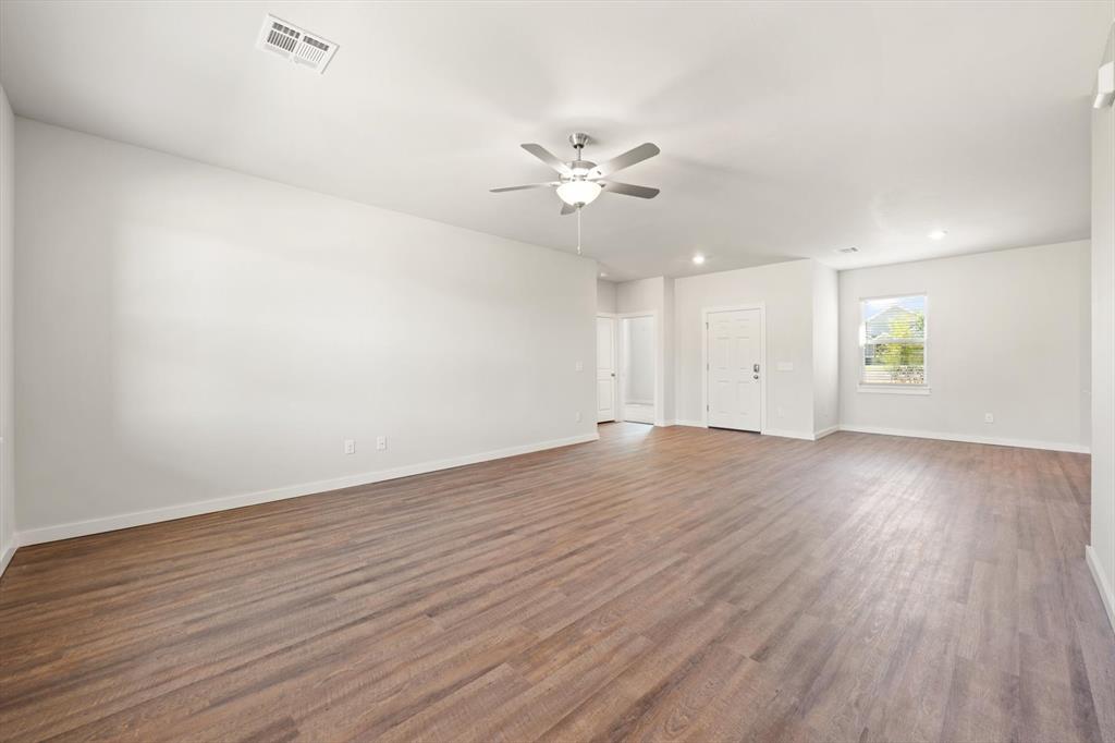 5324 Littlefoot Lane