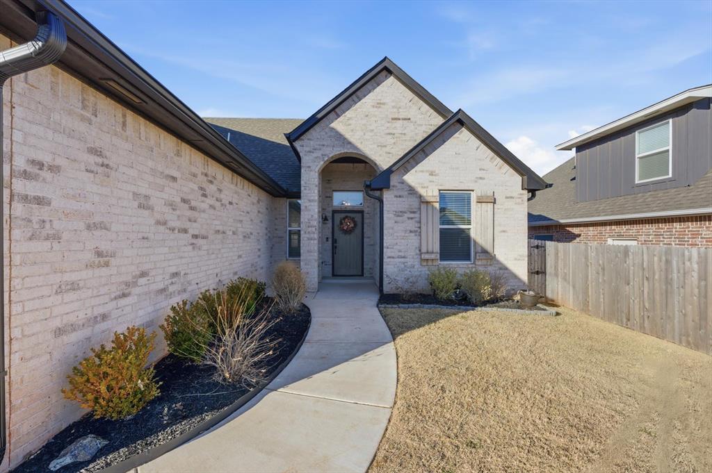 9209 SW 44th Terrace