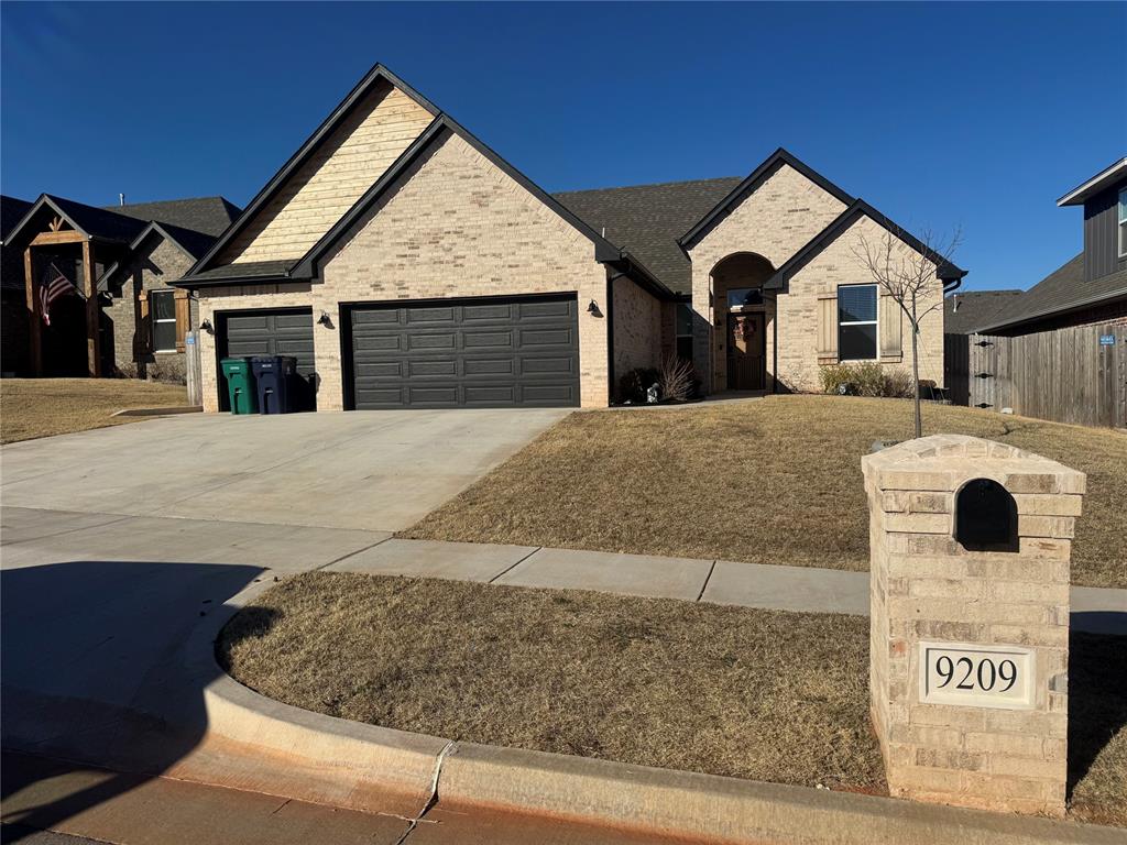 9209 SW 44th Terrace