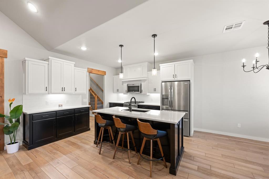 9209 SW 44th Terrace