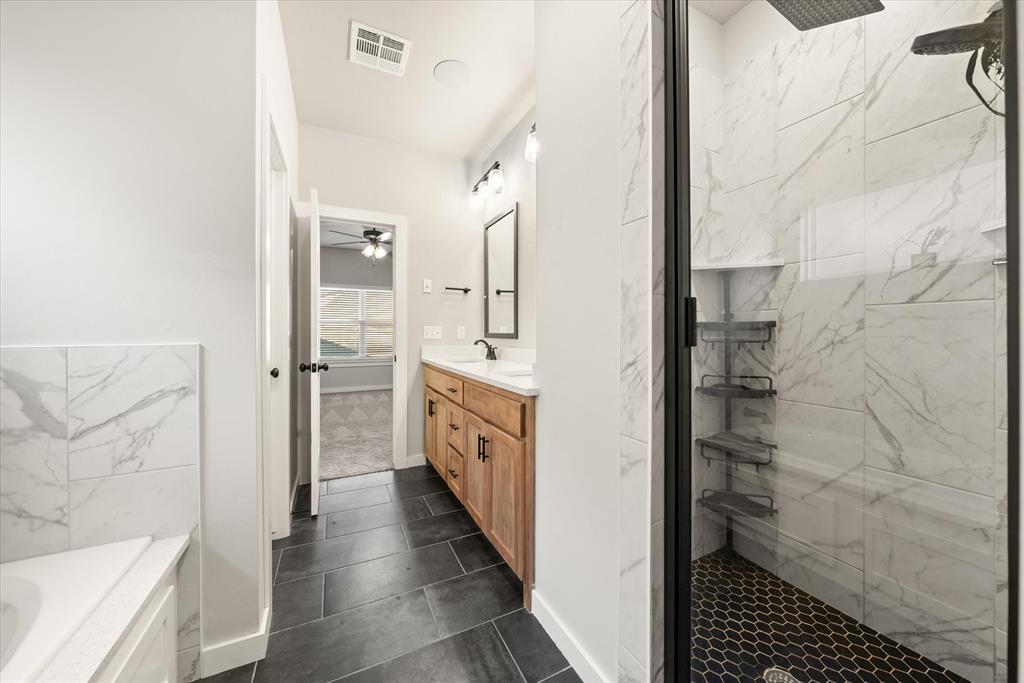 9209 SW 44th Terrace