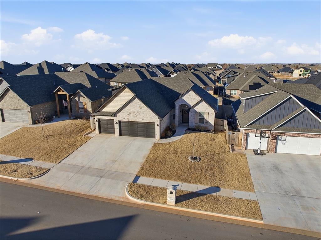 9209 SW 44th Terrace