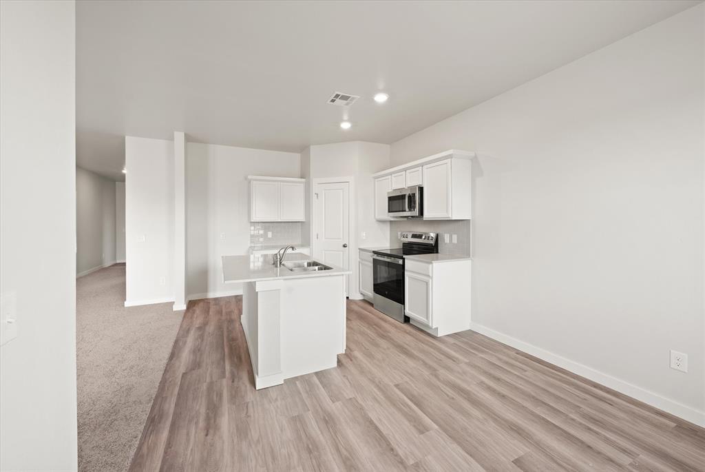 5190 Grassland Drive