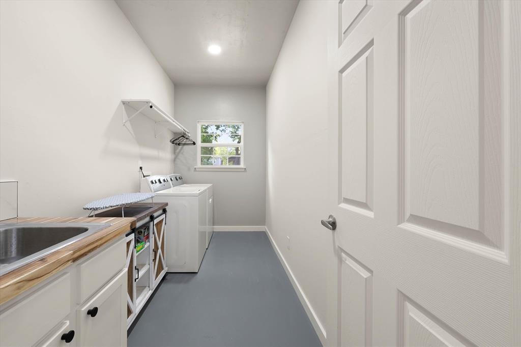 310 S Elm Street