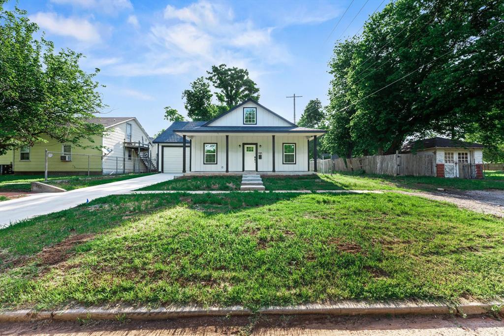 310 S Elm Street