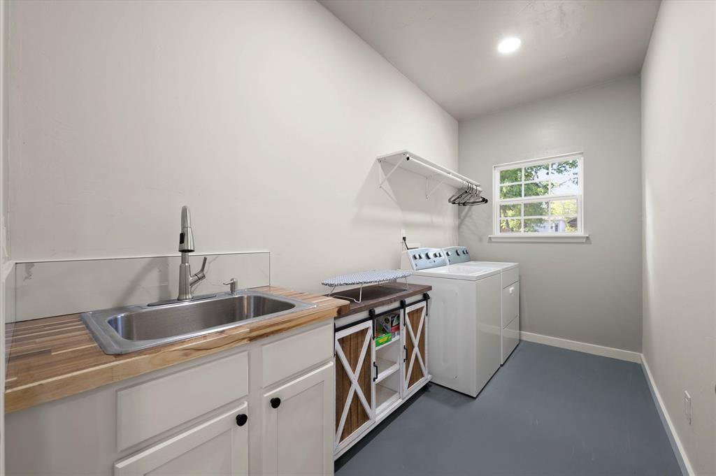 310 S Elm Street