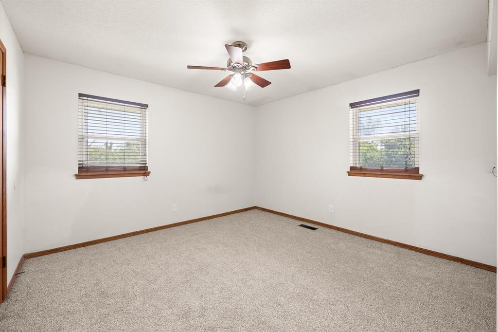 400 Longview SW Drive