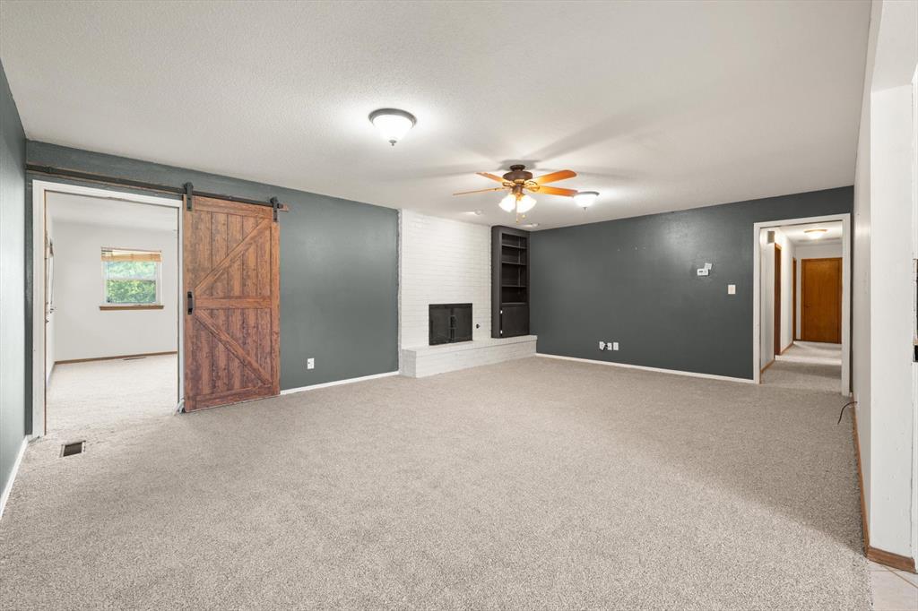 400 Longview SW Drive