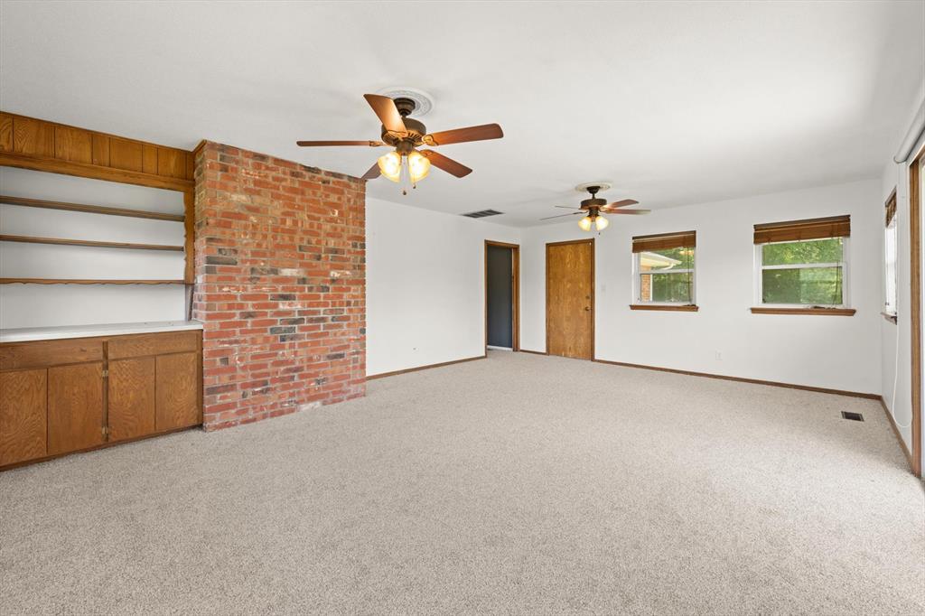 400 Longview SW Drive
