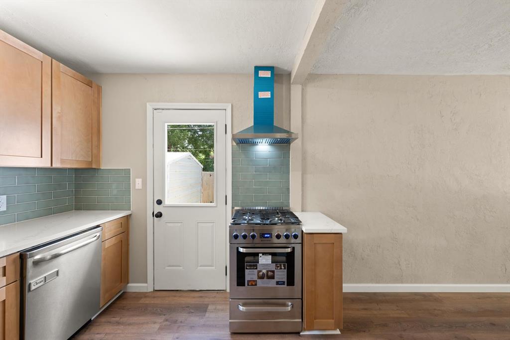 1025 Elmwood Drive