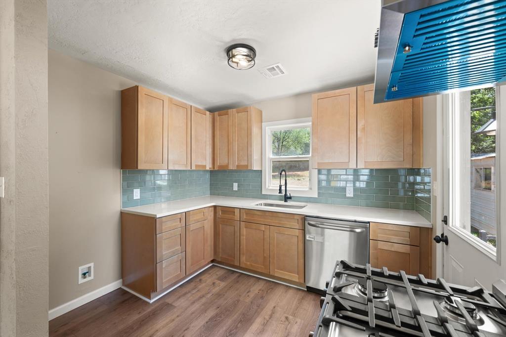 1025 Elmwood Drive