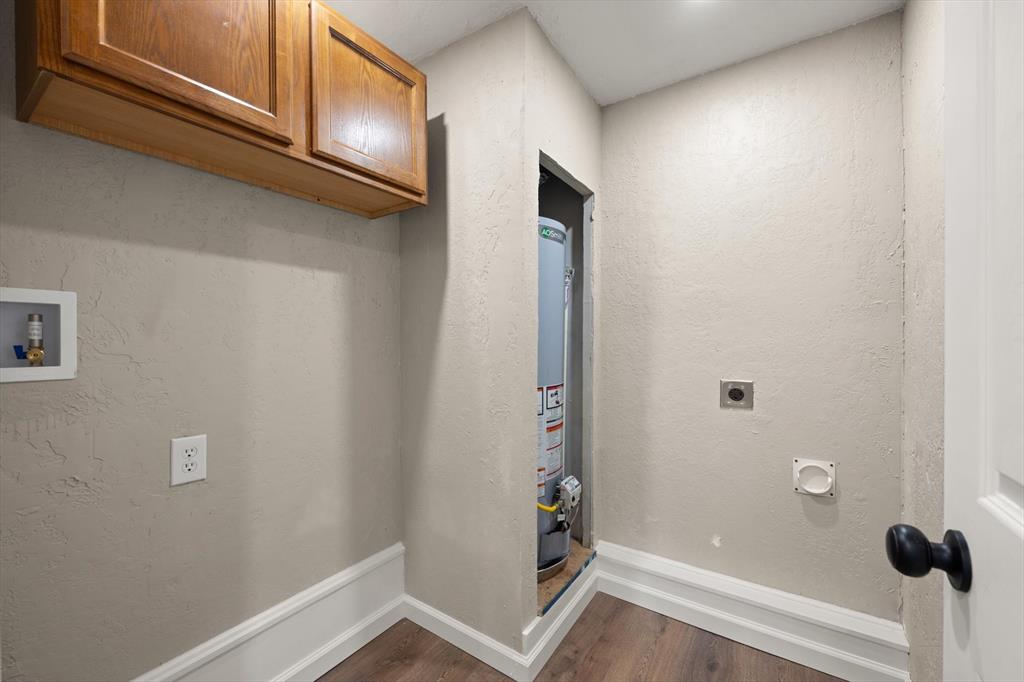 1025 Elmwood Drive