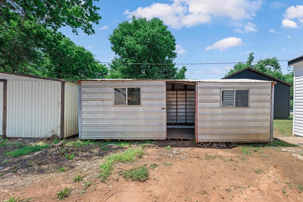 1025 Elmwood Drive