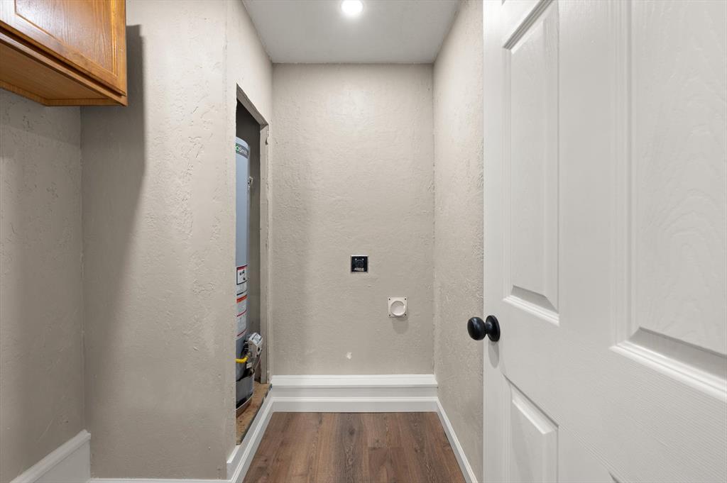 1025 Elmwood Drive
