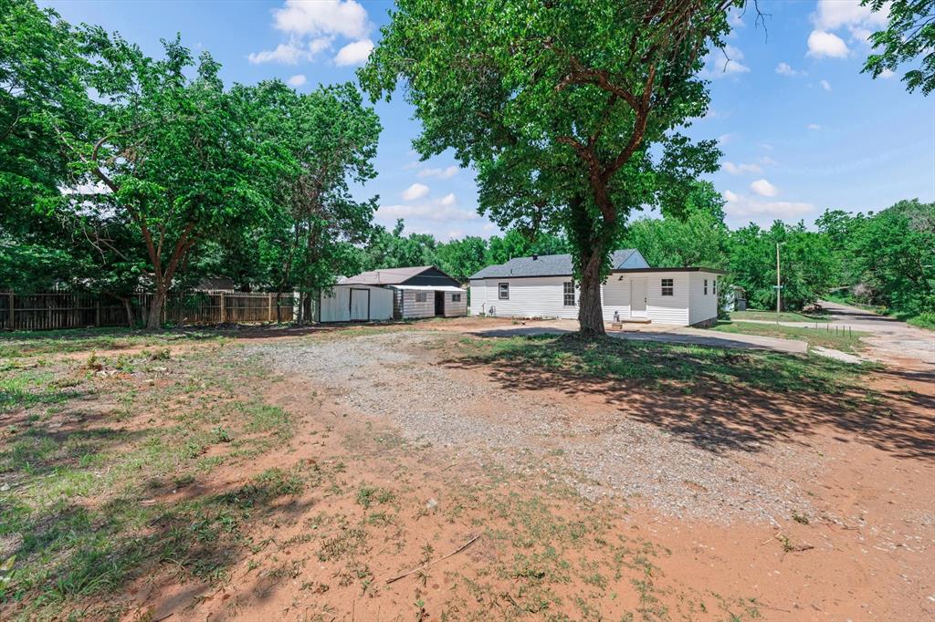1025 Elmwood Drive