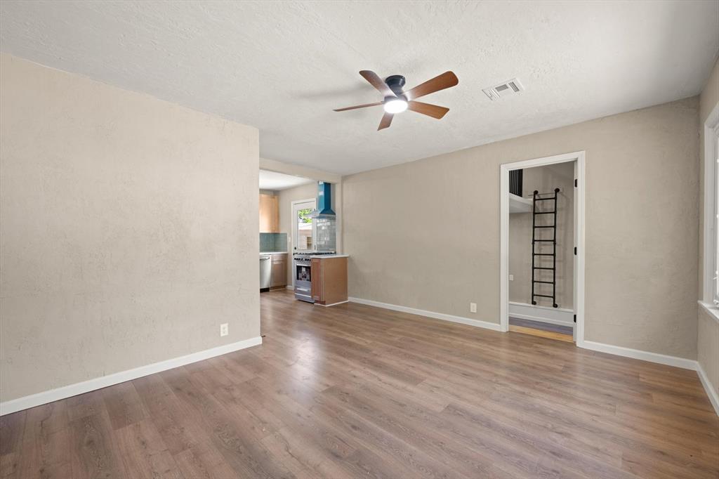 1025 Elmwood Drive