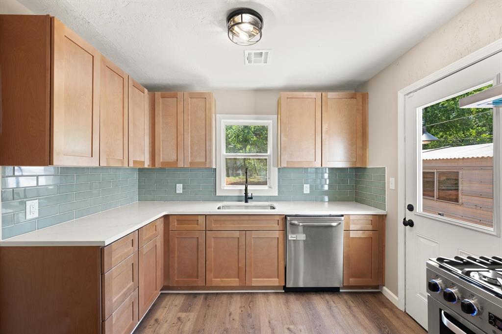 1025 Elmwood Drive
