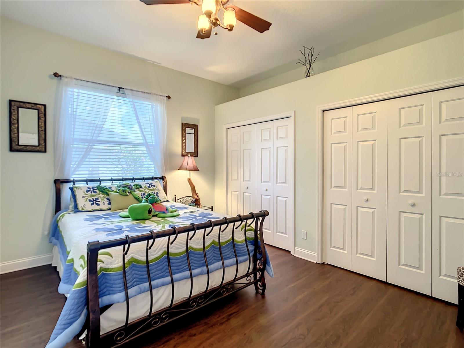 337 HAMILTON SHORES DR NE