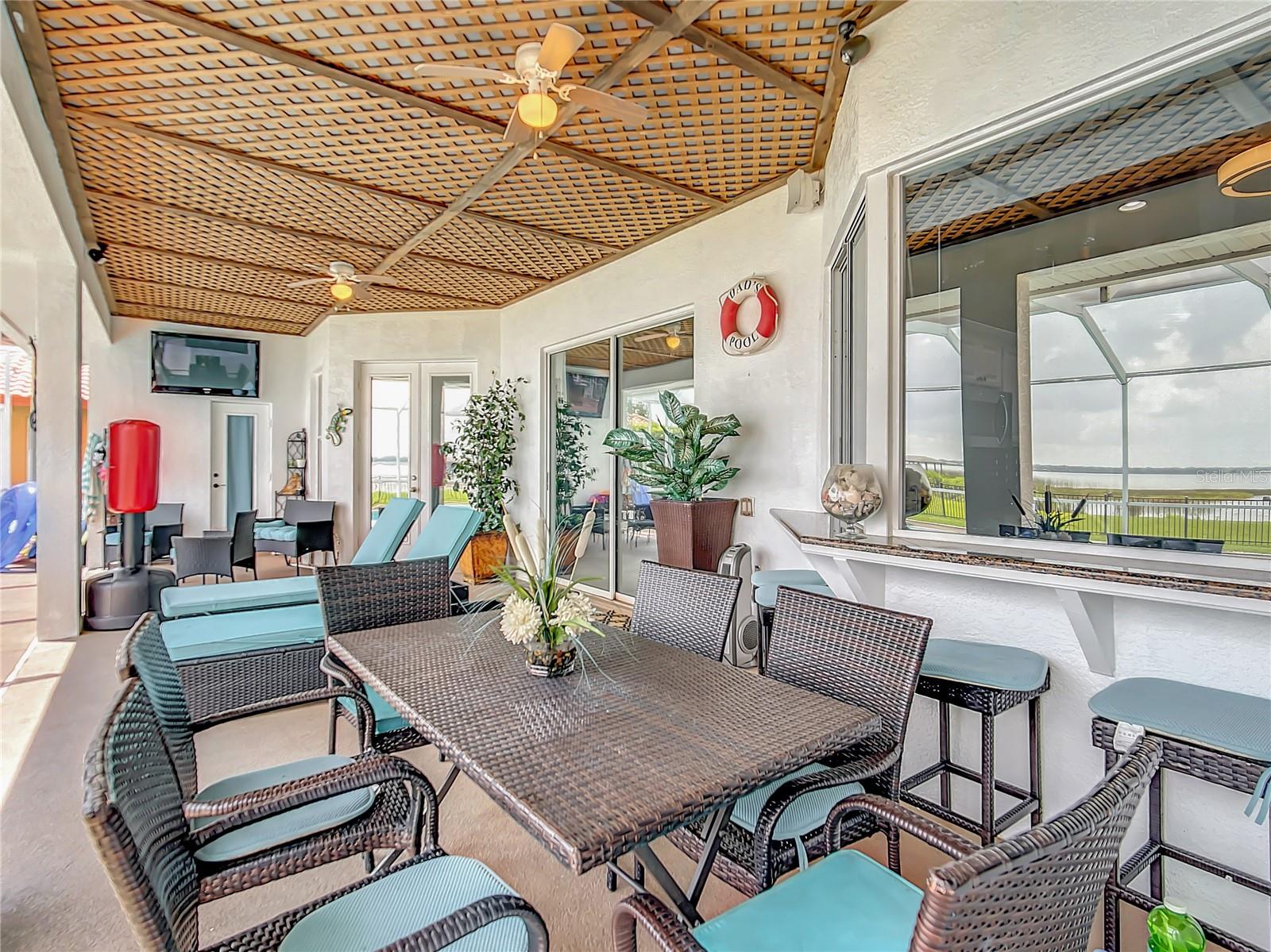 337 HAMILTON SHORES DR NE