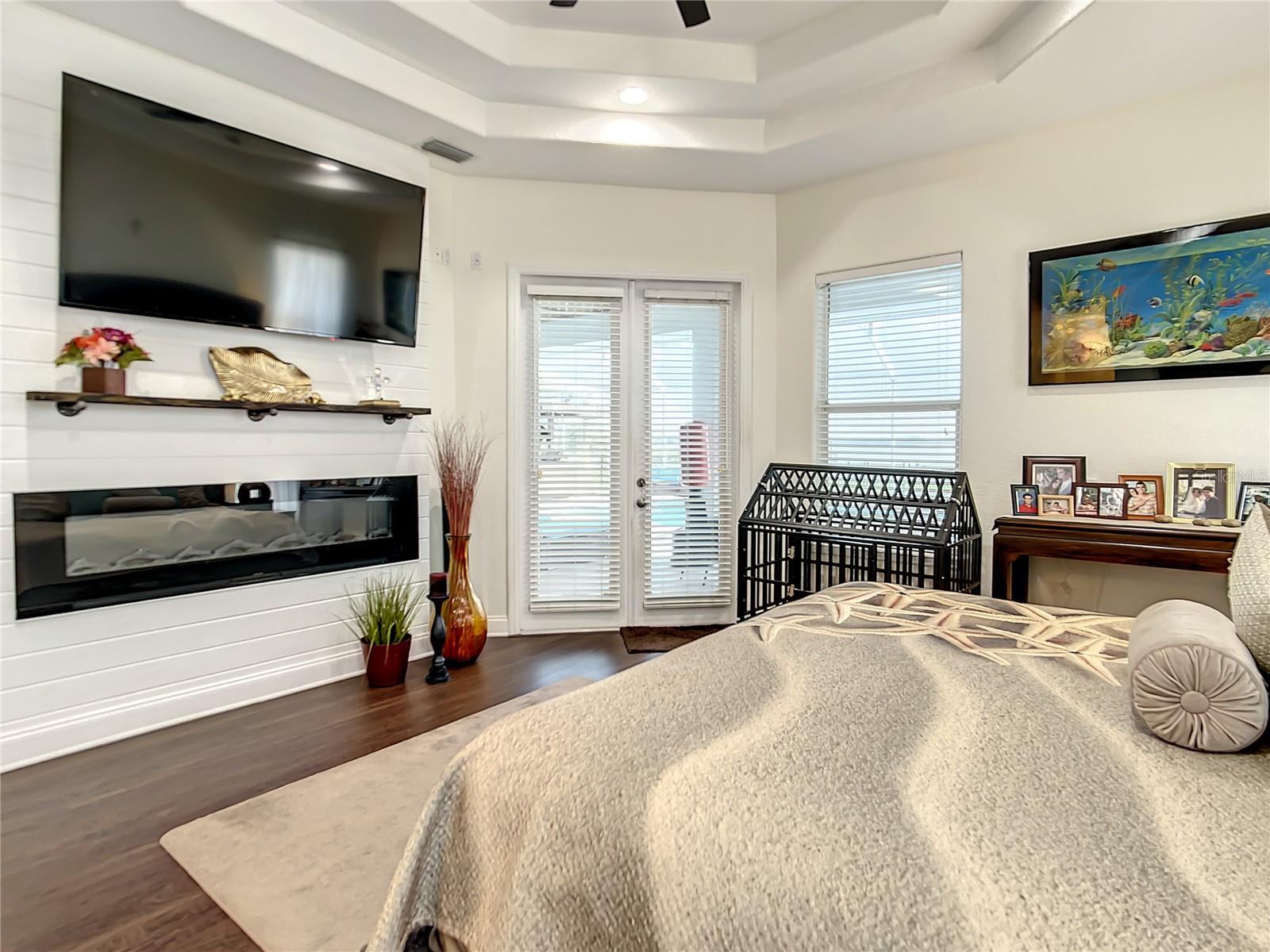 337 HAMILTON SHORES DR NE