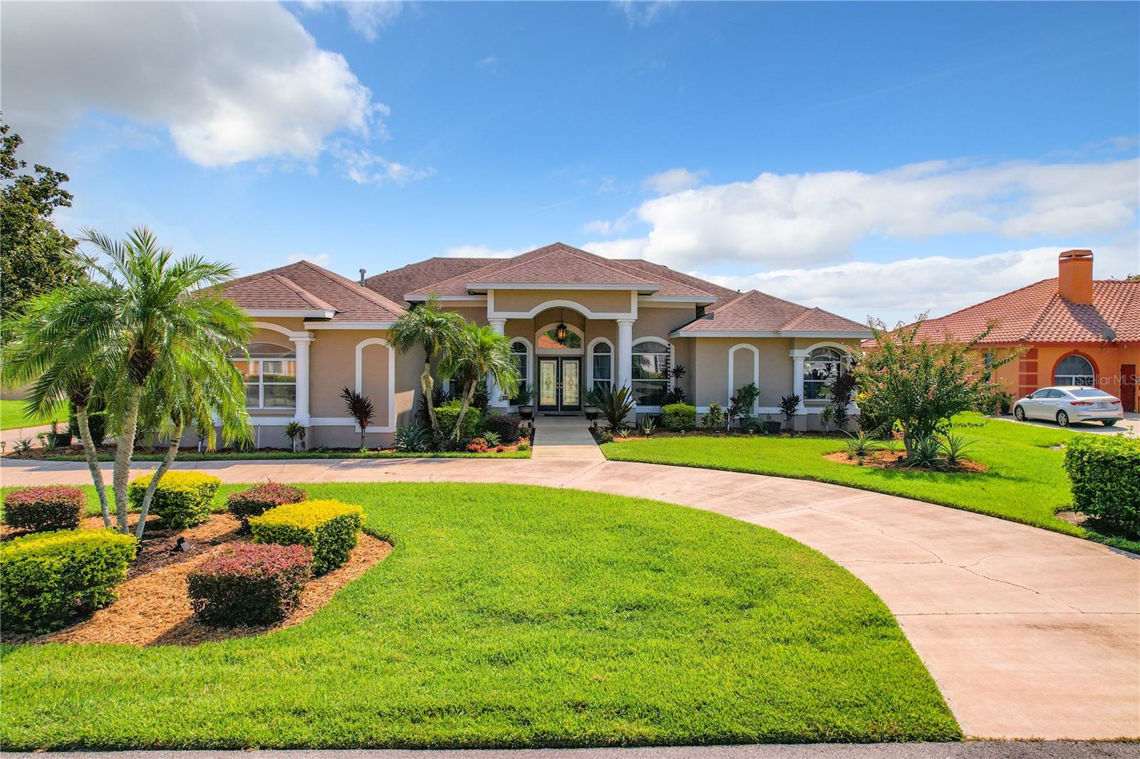 337 HAMILTON SHORES DR NE