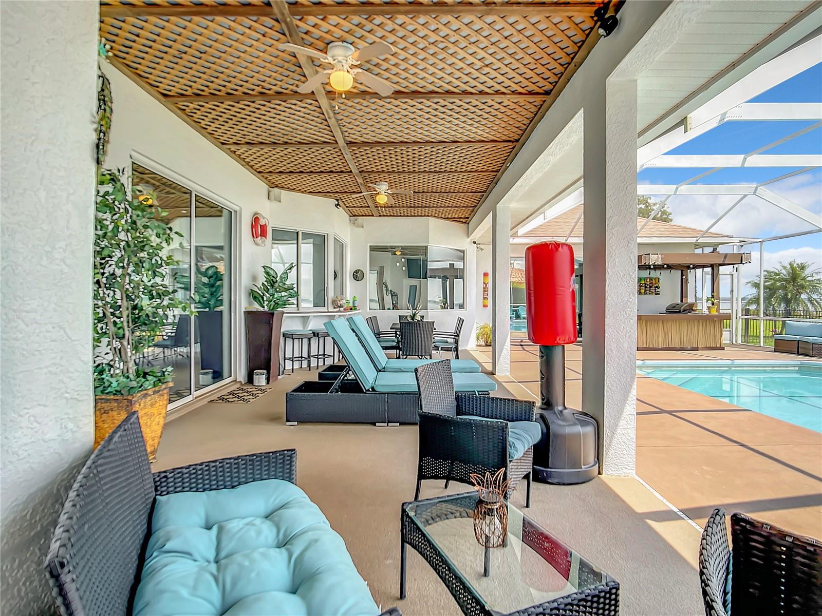 337 HAMILTON SHORES DR NE