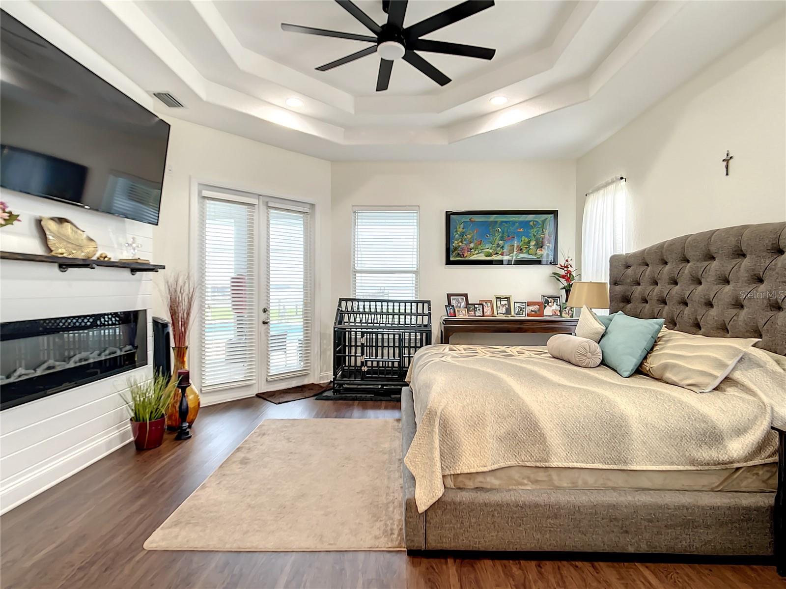 337 HAMILTON SHORES DR NE