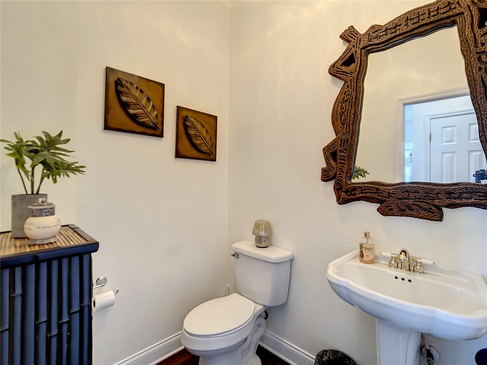 337 HAMILTON SHORES DR NE