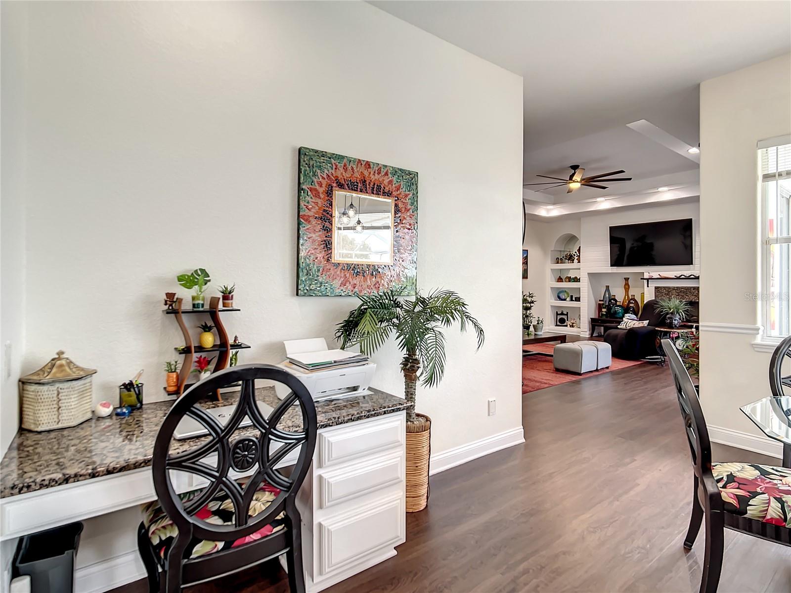 337 HAMILTON SHORES DR NE