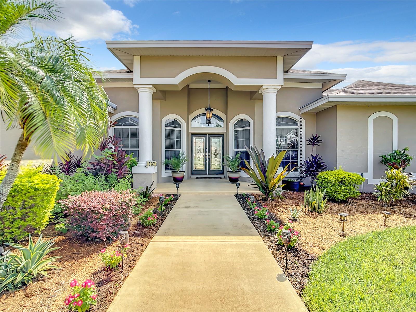 337 HAMILTON SHORES DR NE