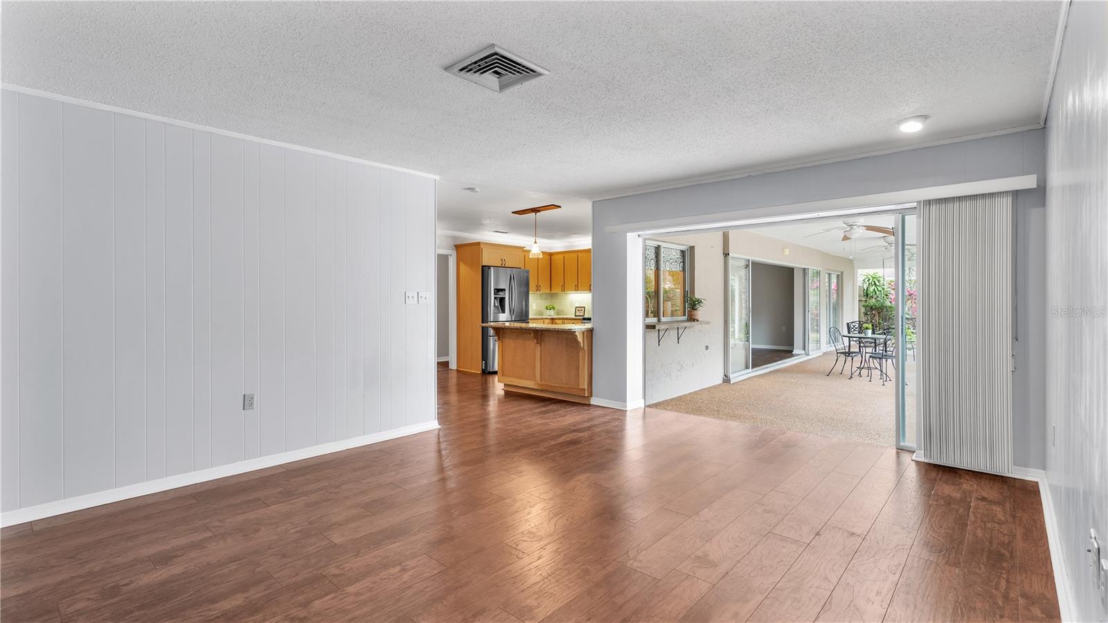 116 ELM SQ N