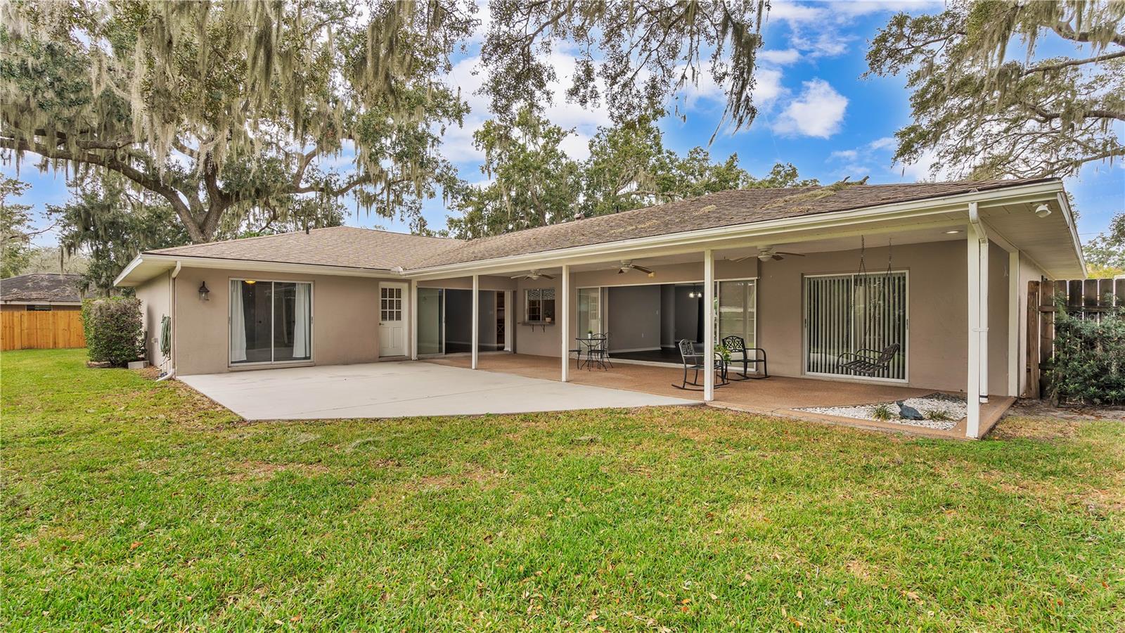 116 ELM SQ N