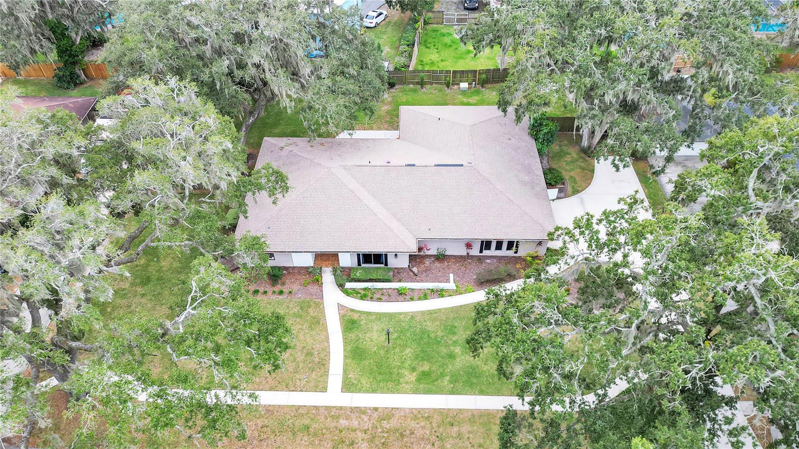 116 ELM SQ N