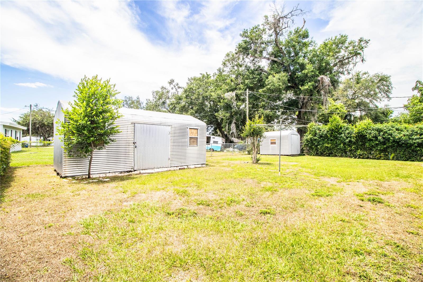 605 FORMOSA AVE