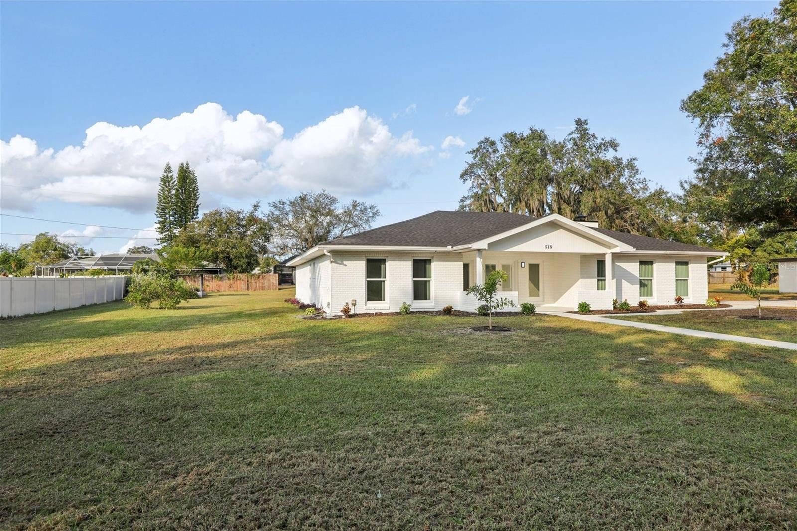 518 COLEMAN DR W
