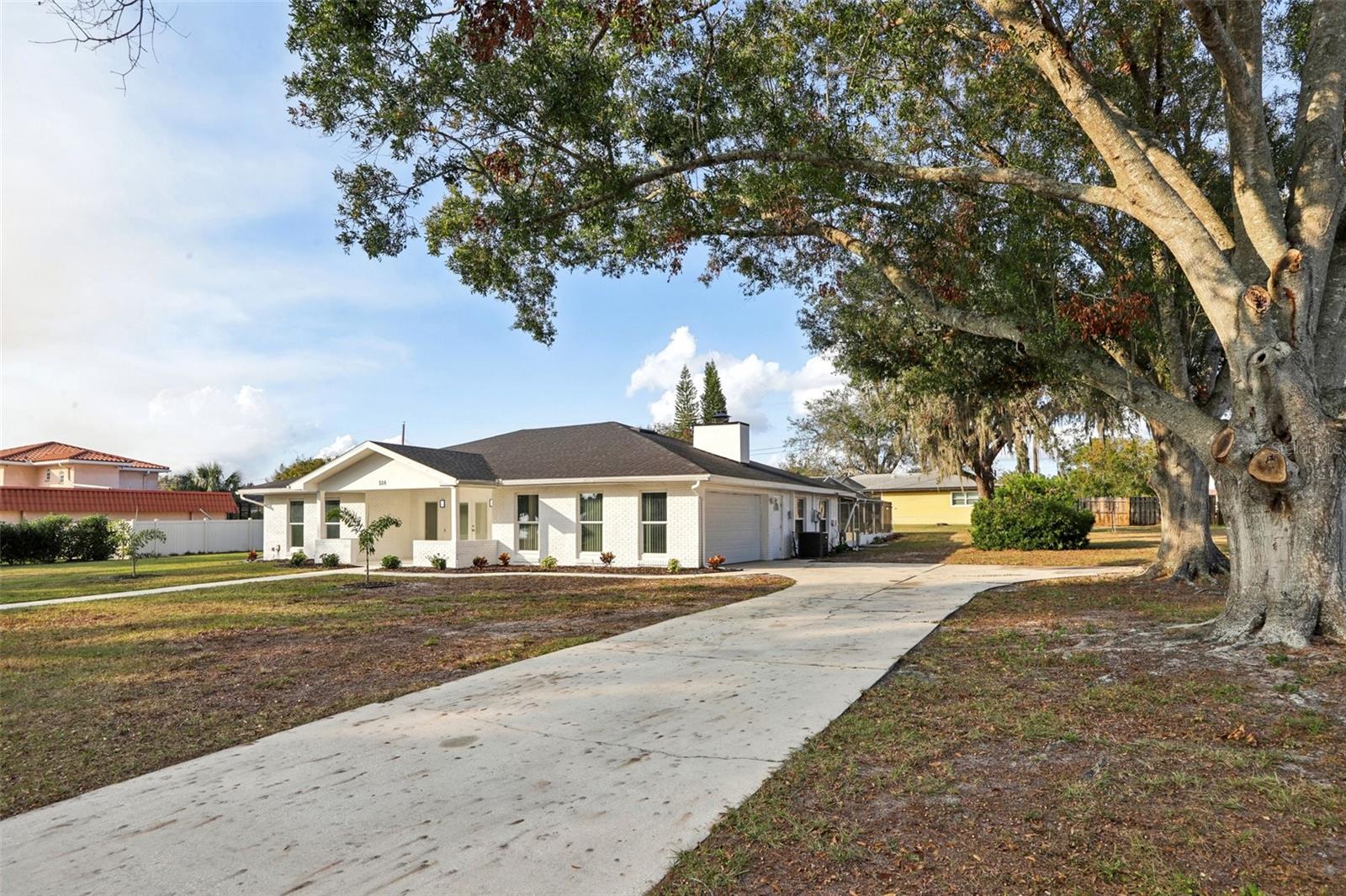 518 COLEMAN DR W