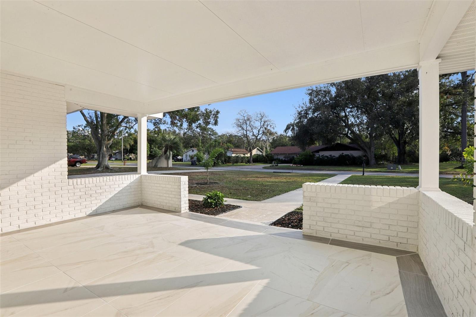 518 COLEMAN DR W