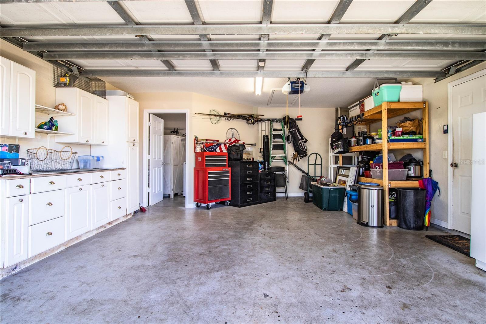 2227 HOWARD WEST AVE