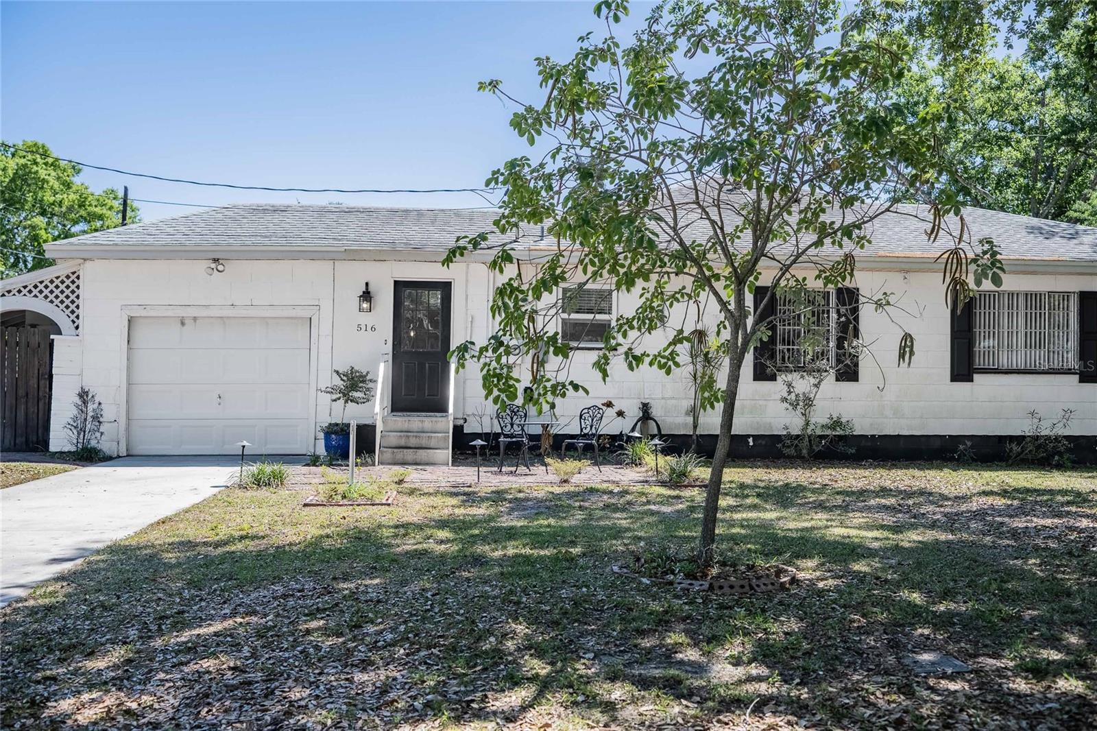 516 E EDGEWOOD DR