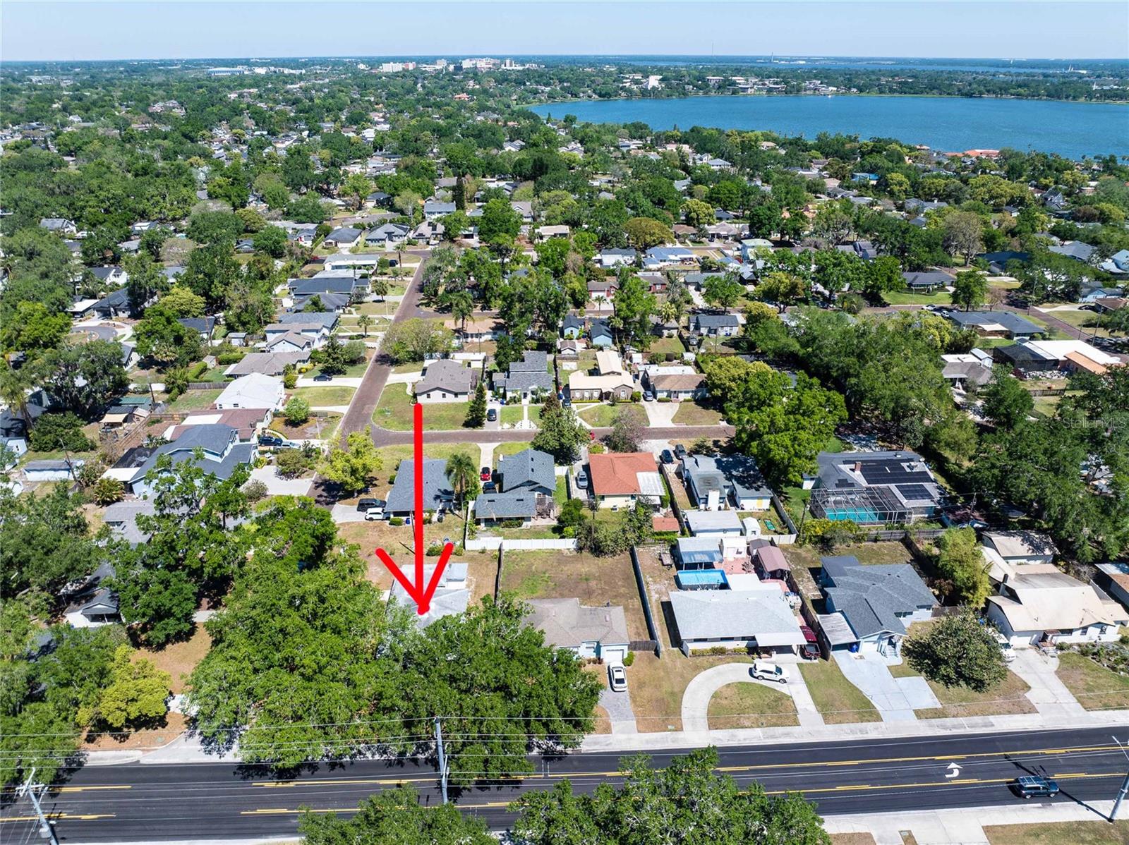 516 E EDGEWOOD DR